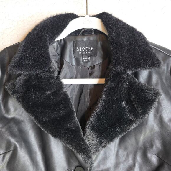 Black Faux leather Sm Fur collars n sleeve accent. Croptop. Big Buttons. Stylish - Picture 8 of 13